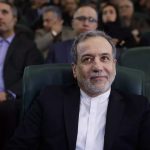 ببینید | شوخی مجری با وزیر خارجه در مورد چین و روسیه