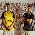 ببینید | رونمایی جالب سپاهان از پیراهن فصل جدید؛ وقتی فوتبالیست ها شیپورچی شدند!
