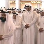 ببینید/ اقامه نماز میت بر شهدای حمله اسرائیل به دوحه با حضور امیر قطر
