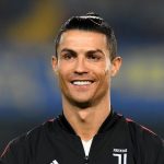 ببینید | برخورد خشن رونالدو با یک هوادار در ارمنستان!