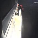 ببینید | تصاویر دوربین مداربسته کشتی اصلی کاروان آزادی صمود از لحظه اصابت پهپاد اسرائیلی