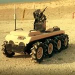 ببینید | رونمایی نیروی زمینی ارتش از ربات نظامی پیشرفته‌ با نام آریا