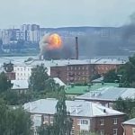 ببینید | حمله قایق‌های بدون سرنشین به یک شهر روسیه