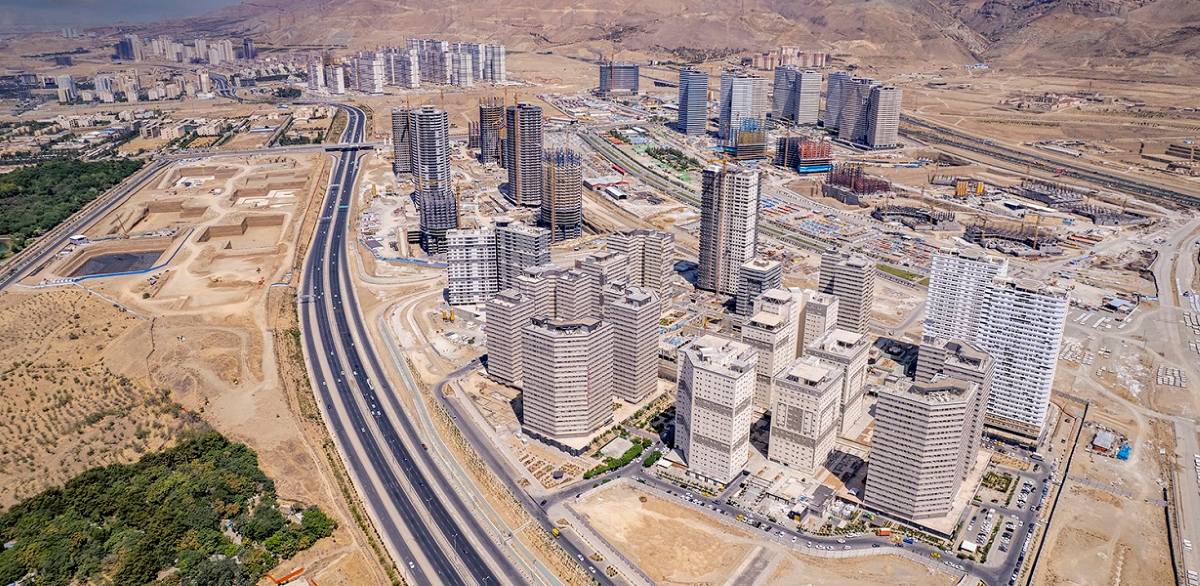 تحلیل کامل منطقه ۲۲ تهران: فرصتهای پیش خرید و فروش آپارتمان در شهرک چیتگر و پهنه B شهرک چیتگر