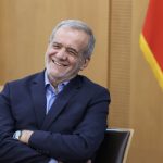 پزشکیان: من سه بار در ارومیه درخواست دادم استخدام نکردند