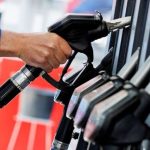 ببینید | ادعای یک نماینده روی آنتن تلویزیون: مجلس قبلا به دولت اختیار داده قیمت بنزین را افزایش دهد!