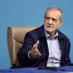 ببینید | شعرخوانی پزشکیان به زبان ترکی در جمع فرهیختگان، فعالان اجتماعی و فرهنگی آذربایجان غربی