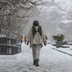 ببینید/ بارش برف در ارتفاعات تهران؛ ایستگاه ۷ توچال