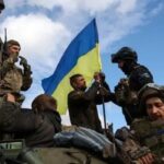 ببینید/ لحظه اصابت بمب ۳ تنی FAB-3000 روسی به شهری در اوکراین