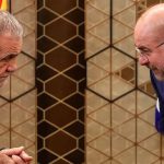 ببینید | چهره پزشکیان هنگام انتقاد قالیباف از بازگشت دولت به سبد کالا به‌جای کالابرگ الکترونیک