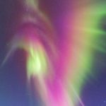 ببینید | منظره حیرت انگیز شفق های قطبی از کابین خلبان