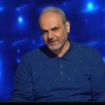 ببینید | جمله عجیب خیابانی وسط گزارش آرسنال – تاتنهام؛ فکر کرده مدافع زرافه است!