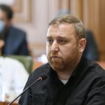 ببینید | عضو شورای شهر تهران: زاکانی باید بابت حرف‌هایی که به شورا زد مقابل رسانه‌ها  عذرخواهی کند!