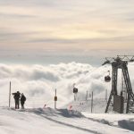 ببینید | بارش برف در ارتفاعات تهران و ایستگاه هفت توچال