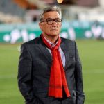 عکس | تصویری دیده نشده از برانکو ایوانکوویچ در دهه ۸۰ در پشت صحنه برنامه تلویزیونی در ایران