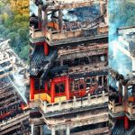 ببینید | معبد ۱۵۰۰ ساله چین در آتش سوخت