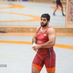 ببینید | کشتی‌گیر ایرانی دست به شمشیر شد
