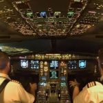 ببینید | لحظه جالب فرود هواپیما در فرودگاه مهرآباد تهران از دید کابین خلبان