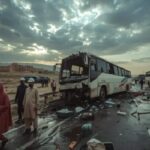 ببینید | تصادف مرگبار اتوبوس عمره‌گزاران هندی در جاده مکه – مدینه