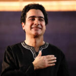 عکس | ساعت ۱۰ میلیارد تومانی همایون شجریان در اختتامیه جشنواره؛ ساعتی از طلای سفید و خاص!