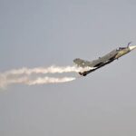 ببینید | نمایی دیگر از سقوط جنگنده هندی در امارات