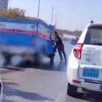 ببینید | حرکت عجیب و فرار راننده نیسان بعد از تصادف در صدمتری مشهد