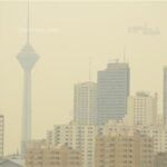 عکس | برج میلاد در آغوش غبار و دود غیب شد!