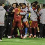 ببینید | مسابقۀ فوتبال با ۱۷ اخراجی!