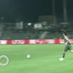 بررسی صحنه‌های داوری دیدار استقلال و پرسپولیس با مارک کلاتنبرگ