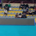 ویدیو | سرمربی تیم ملی زنان ایران تماشاگر ویژه لیگ برتر مردان