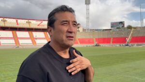 ببینید / خداداد عزیزی در پایان بازی امروز تراکتور الفاظ ناشایست در پخش زنده تلویزیون را مجددا تکرار کرد!