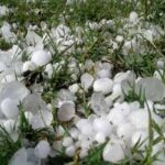 ببینید/ تگرگ شدید کرمانشاه را سفید پوش کرد