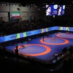 ببینید / تشویق یکپارچه رسول خادم پیش از شروع فینال لیگ کشتی آزاد