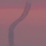 ببینید / تصویری از پدیده‌ی بسیار گردباد نادر دریایی در خلیج زیبای فارس