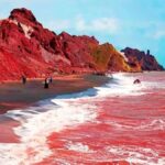 ببینید/ ساحل سرخ هرمز پس از بارندگی