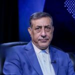 ببینید / قائم‌پناه خطاب به مجری صداوسیما: شما می‌خواهید بگویید در دولت قبل از ما همه‌چیز گل و بلبل بود و تورم و قطعی برق و گاز نداشتیم