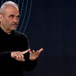 ببینید | جمله جنجالی جواد خیابانی روی آنتن زنده:⁨ ⁨ آدم پاک، فوتبالیست نمی‌شود!