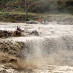 ببینید | طغیان رودخانه‌ها در پی بارش باران در شهرستان ملکشاهی استان ایلام