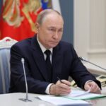 ببینید | پوتین: آمریکا از ما سوخت هسته‌ای می‌خرد