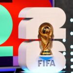 ببینید | جام قهرمانی به محل قرعه‌کشی جام جهانی برده شد