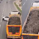 ببینید | تصادفی که باعث فروپاشی عصبی راننده خودروی شاسی‌بلند شد؛ ۱۰۰ متر کشیده شدن وسط اتوبان!