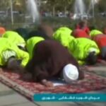 ببینید | اقامۀ نماز جماعت متفاوت شبکه سه از پاکبانان تهرانی