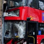 ببینید | انتشار تصاویر دوربین خودرو از لحظه تصادف اتوبوس دوطبقه در مرکز لندن