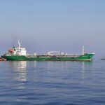 ببینید | توقیف کشتی خارجی حامل سوخت قاچاق در دریای عمان