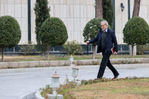 ببینید | پزشکیان در واکنش به نظر یک خبرنگار پیرامون سکوت دولت مقابل رکورد تورم: نترسید!