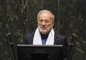 ببینید | متکی: آقای پزشکیان!‌ تومور بدخیم چسبیده به کالبد کشورداری را جراحی و دولت را کوچک کنید!