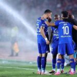 ببینید | حال و هوای رختکن تیم استقلال پس از پیروزی دلچسب مقابل المحرق بحرین