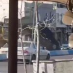 ببینید / حمله یک لودر به خودرو سانتافه در شهرستان نور