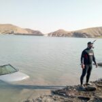 ببینید / سقوط خودرو به داخل سد مهاباد و جان باختن راننده