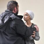 ببینید/ حمله با سرنگ به نماینده مسلمان کنگره آمریکا